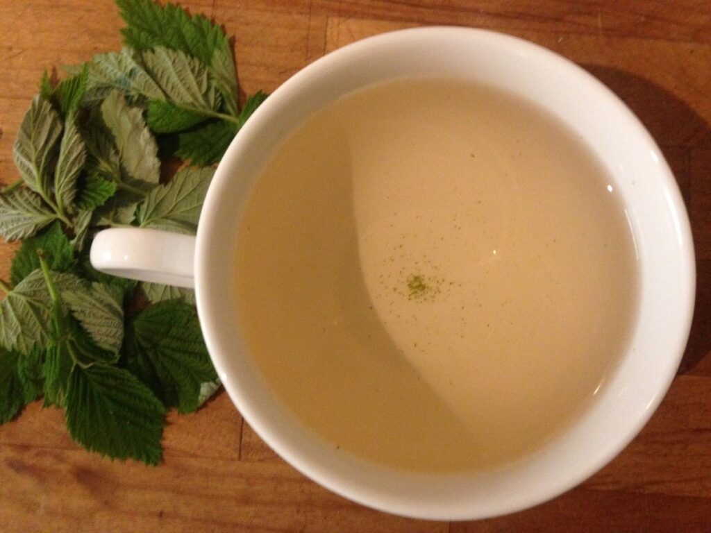 How to Make Raspberry Leaf Tea